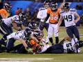 La difesa dei Seahawks non lascia spazio a Peyton Manning durante il Super Bowl dello scorso febbraio AFP