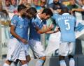 I calciatori della Lazio festeggiano il gol di Candreva. Getty