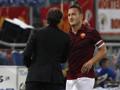 Francesco Totti, 38 anni, ieri ha segnato la rete numero 237 in Serie A. Action