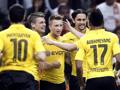 Il Borussia festeggia la rete del 3-0. Action