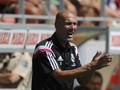 Zinedine Zidane, 42 anni, nei panni dell'allenatore. Afp