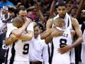 Ginobili, Parker, Duncan e Mills festeggiano il titolo Nba degli Spurs. Afp