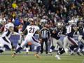 Al Gillette Stadium, Patriots battono Broncos 43-21. Reuters