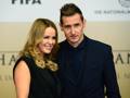 Miroslav Klose, 36 anni, con la moglie Sylvia alla prima del documentario 