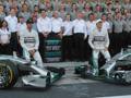 Hamilton e Rosberg alla sfida finale per il titolo piloti. LaPresse