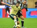 Marco van Ginkel, 22 anni, in azione contro l'Udinese. Afp