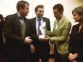 Vincenzo Nibali riceve il premio nella cittadina svizzera