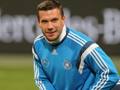 Lukas Podolski, 29 anni. Epa