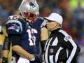 Tom Brady e l'arbitro di Patriots-Colts. Afp