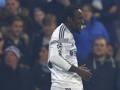 Seydou Doumbia, 27 anni, festeggia uno dei due gol segnati al Manchester City. Reuters 