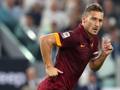 Francesco Totti, 38 anni, capitano e attaccante della Roma. Forte
