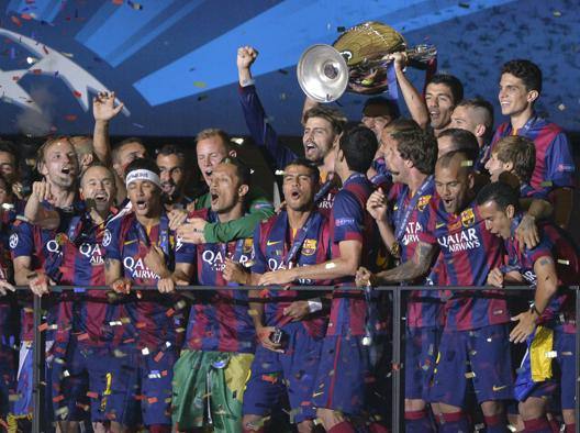 Xavi alza la Champions: Barcellona campione d'Europa. Afp