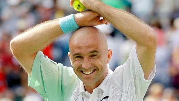 Tennis Federer Saluta Edberg Dopo 2 Anni Nel