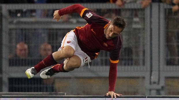 Roma Torino 3 2 Doppietta In Due Minuti Di Totti