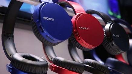 Le cuffie wireless Mdr-Xb650bt della nuova gamma Extra Bass di Sony: tre colori, fino a 30 ore di autonomia 