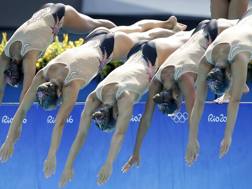 La squadra italiana di nuoto sincronizzato. Ap