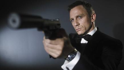 Daniel Craig, 48 anni, nei panni di James Bond