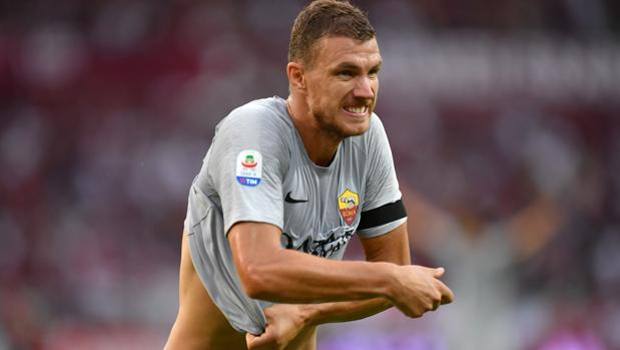 Edin Džeko, 32 anni, festeggia il gol partita. Getty Edin Džeko, 32 anni, festeggia il gol partita. Getty