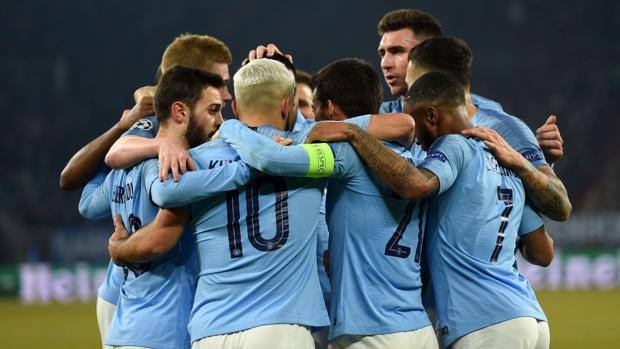 Il City festeggia il successo in Germania. Afp Il City festeggia il successo in Germania. Afp