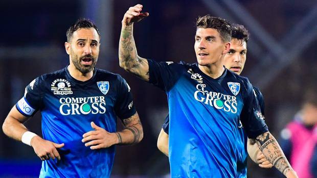 Giovanni Di Lorenzo, difensore dell'Empoli, festeggia il gol del 2-1. Afp Giovanni Di Lorenzo, difensore dell'Empoli, festeggia il gol del 2-1. Afp