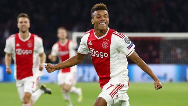 La gioia di David Neres. Getty La gioia di David Neres. Getty