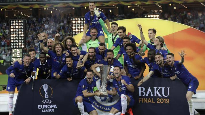 La gioia del Chelsea con la coppa. Ap La gioia del Chelsea con la coppa. Ap