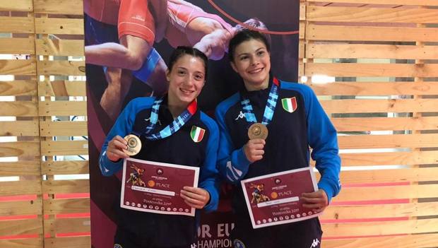 Emanuela Liuzzi e Teresa Lumia con il bronzo conquistato rispettivamente nei 50 e nei 59 kg 