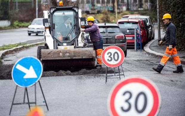 caduta bicicletta buca manto stradale risarcimento danni