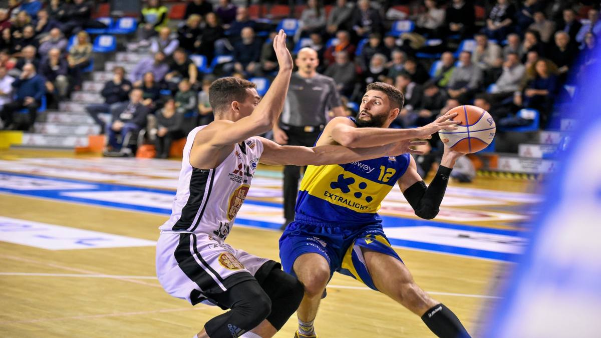 Basket A2, Verona espugna Imola e si riprende la vetta in solitaria - La Gazzetta dello Sport