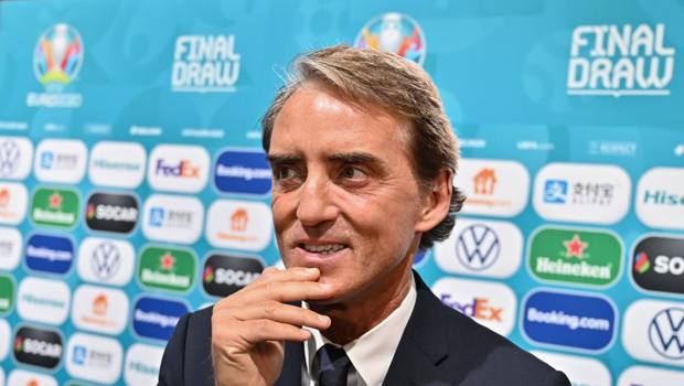 Mancini a Bucarest dopo i sorteggi di Euro 2020 AFP 