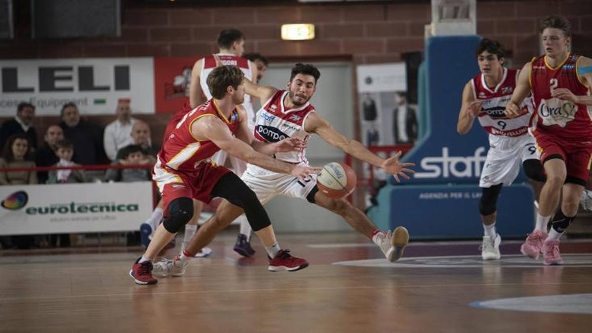 Basket Serie A2 Ravenna vince con Mantova La Gazzetta dello Sport Basket Serie A2 Ravenna vince con Mantova La Gazzetta dello Sport