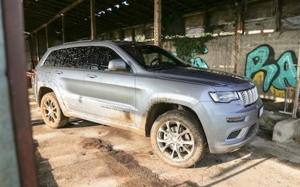 La Prova Jeep Grand Cherokee L Equilibrio Tra Vera Fuoristrada E Suv La Gazzetta Dello Sport