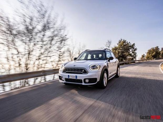 Mini Cooper Countryman Plug In Hybrid La Prova Dell