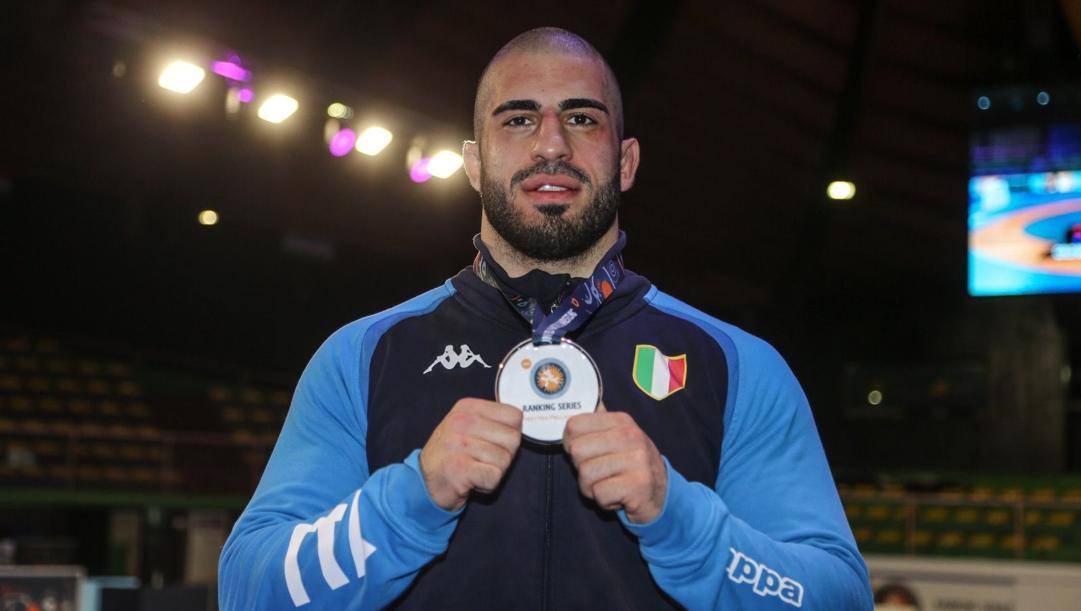 Nikoloz Kakhelashvili vince l'oro nei -97 kg: è il secondo successo nel circuito Ranking Series  
