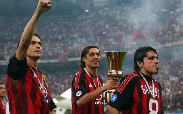 Inzaghi, Maldini e Gattuso con l&rsquo;ultima Coppa Italia vinta dal Milan, nel 2003. Ap 