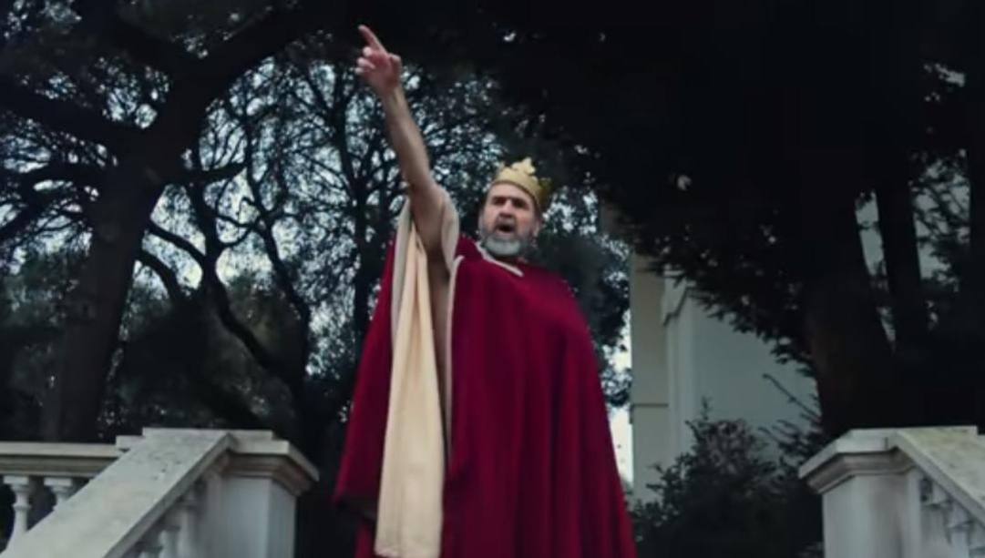 Eric Cantona nel video di Liam Galagher 