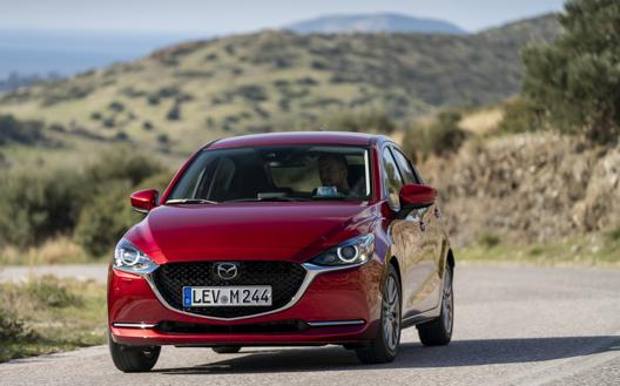 La Prova Mazda 2 Diventa Ibrida E Abbassa Consumi Ed