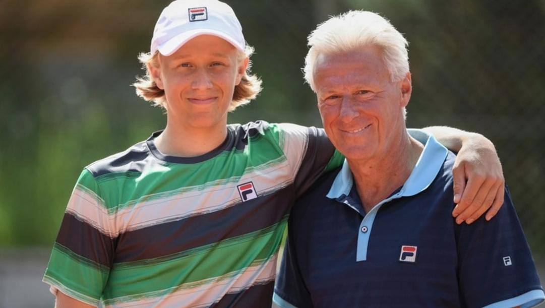 Leo Borg, 17 anni, con il padre Bjorn, 63 