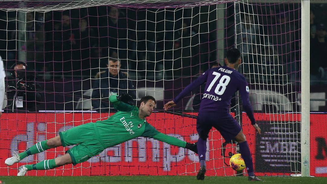 Pulgar supera Begovic: è l'85' di Fiorentina-Milan 