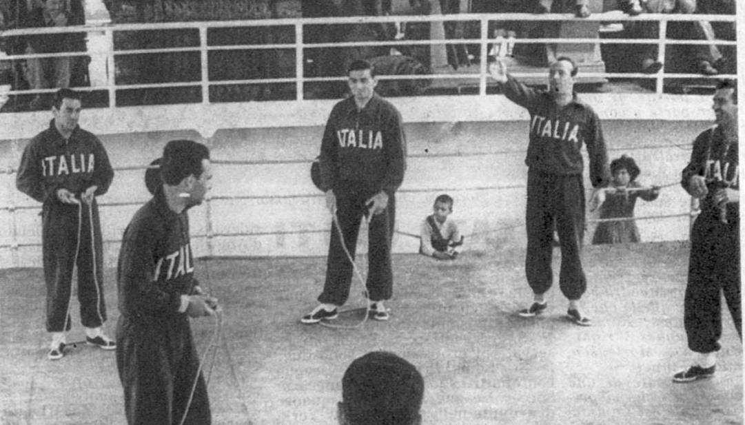 L'Italia del 1950 viaggiò in nave verso il Brasile. Rcs 