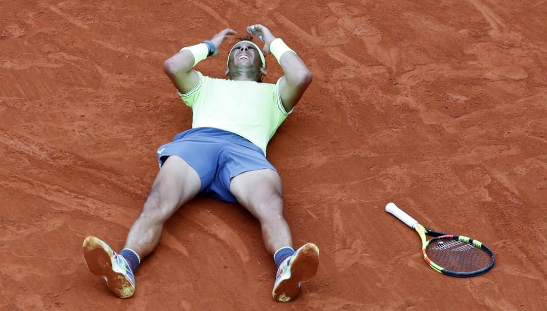 Rafa Nadal dopo l'ultimo trionfo a Parigi, in finale contro Thiem 