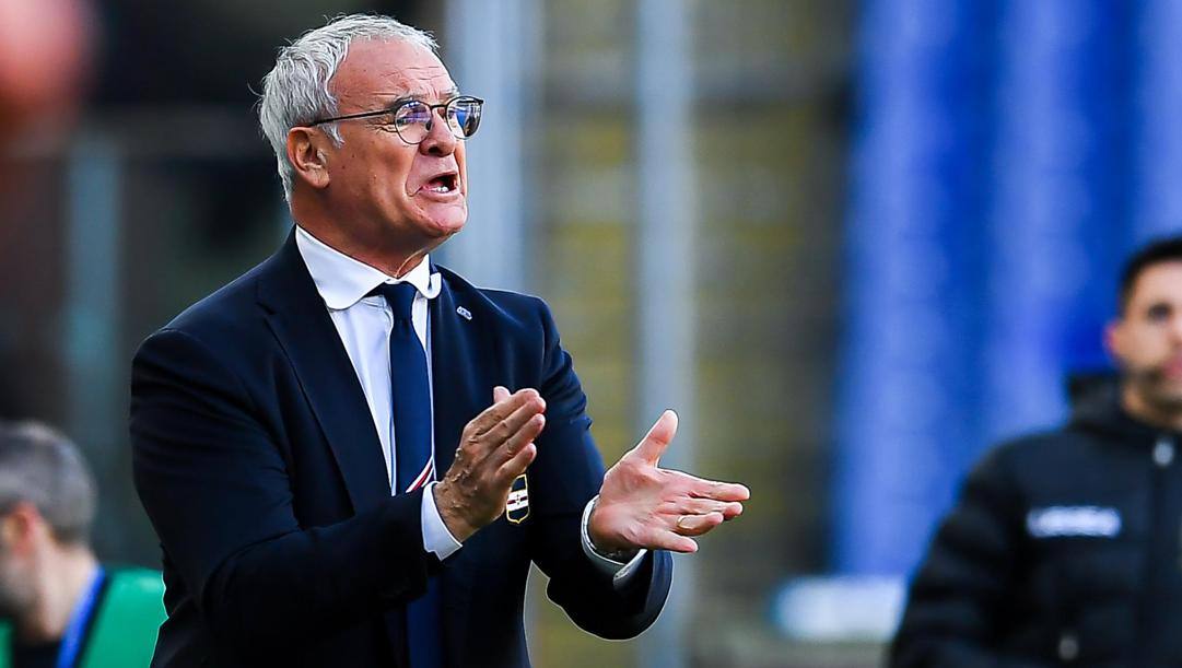 Claudio Ranieri, 68 anni, è l'allenatore più esperto della Serie A: la sua prima squadra è stata la Vigor Lamezia nel 1986. (Ansa) 