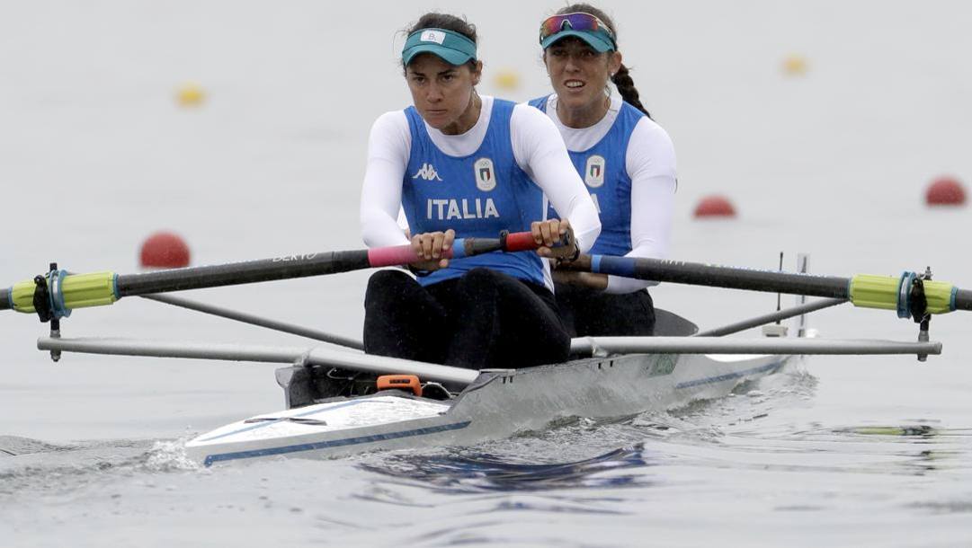 Alessandra Patelli, davanti, a Rio 2016 insieme a Sara Bertolasi. Ap 