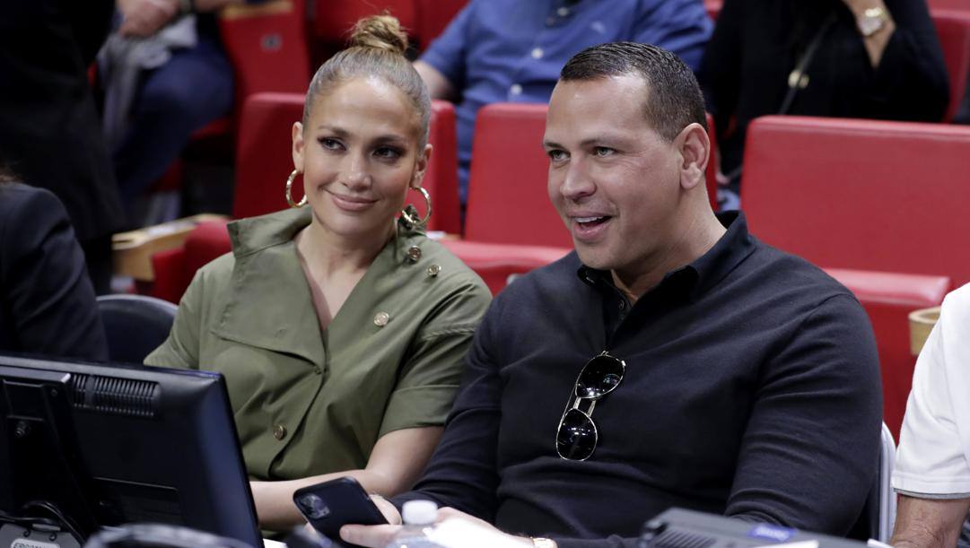 L'attrice-cantante Jennifer Lopez e l'ex campione Alex Rodriguez. Ap 