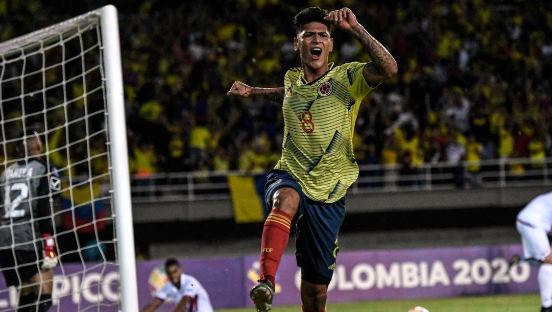 Jorge Carrascal, 21 anni, dopo il gol al Venezuela al Preolimpico. Afp 