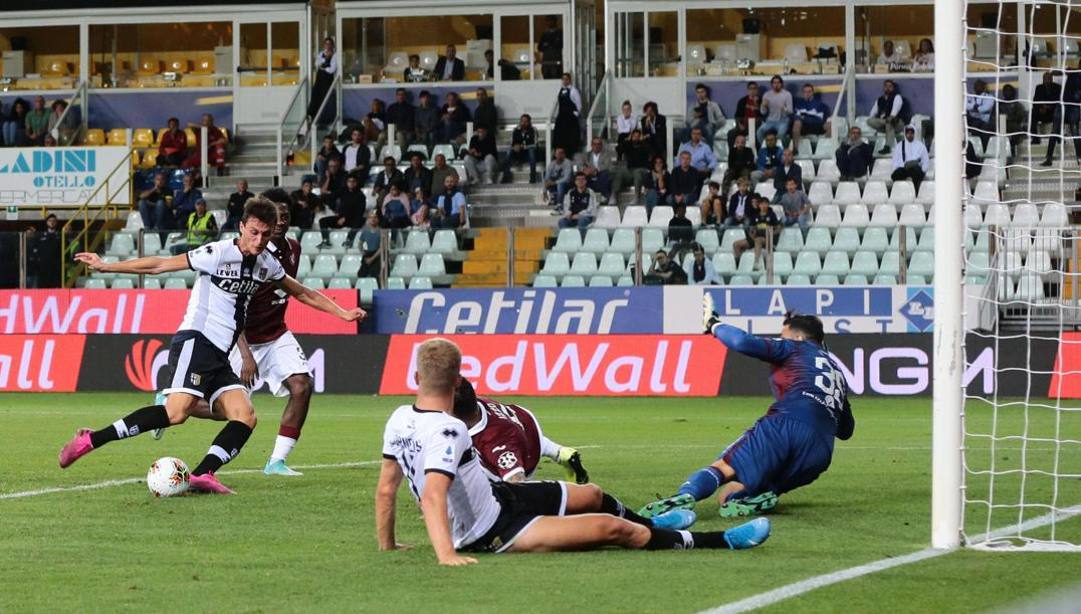 Il gol di Inglese in Parma-Torino dello scorso 29 settembre. Ansa 