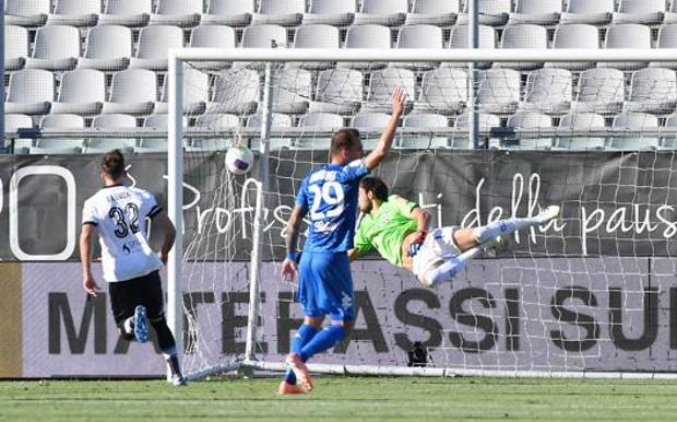 Il gol di Ragusa che ha deciso la gara con l&rsquo;Empoli. LaPresse 