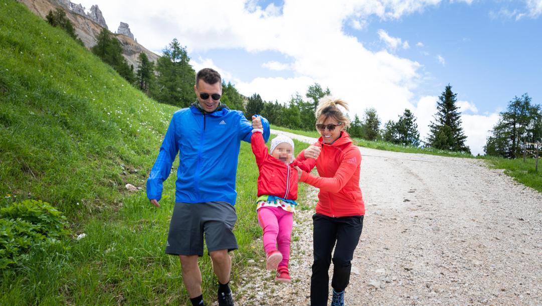 Tania Cagnotto con il marito Stefano e la figlia Maya: relax prima dell'avventura olimpica 