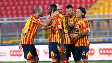 Serie A La Lazio Perde Anche A Lecce La Gazzetta Dello Sport