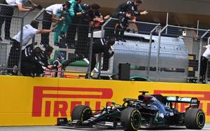 F1 Gp Stiria Vittoria Di Hamilton Ferrari Fuori La Cronaca La Gazzetta Dello Sport